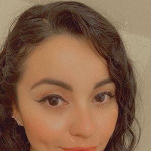 Meet your Posher, Daniela